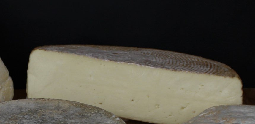 TOMA MONVISO al latte vaccino 5kg peso medio